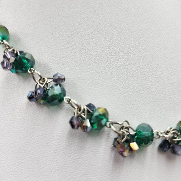 Green Shimmery Beads on Silver Chain - Picture 4 of 7